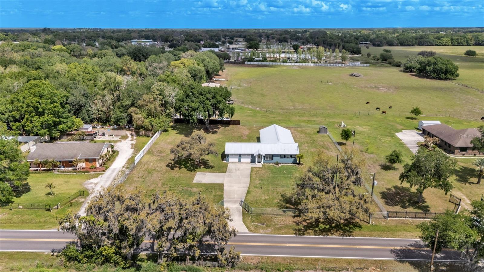 Listing photo id 34 for 6110 Downing Street