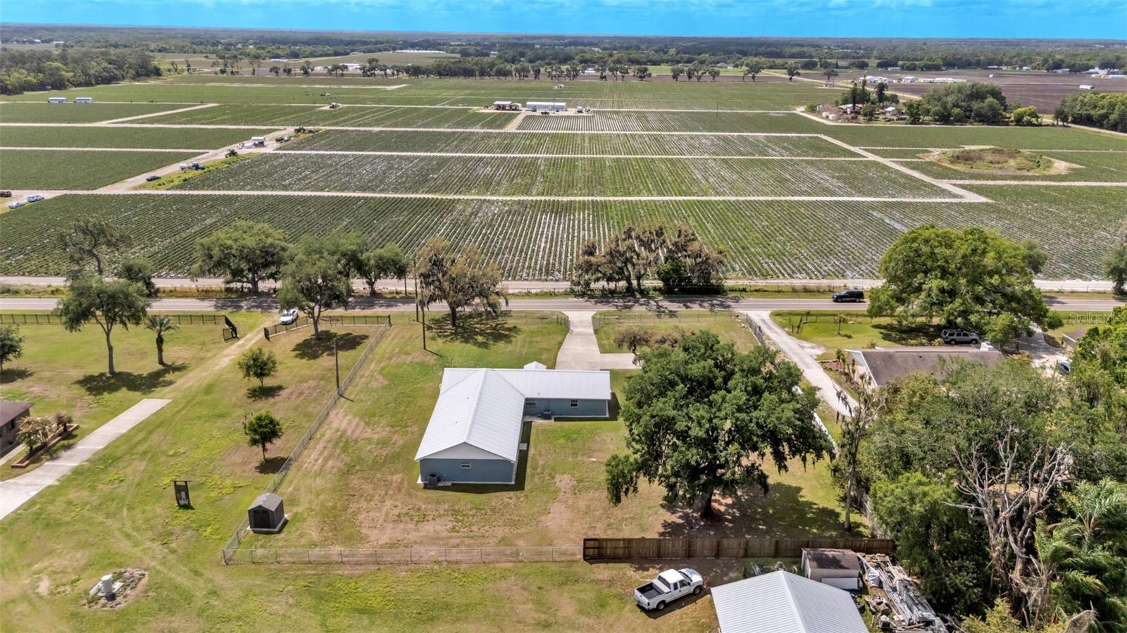 Listing photo id 41 for 6110 Downing Street