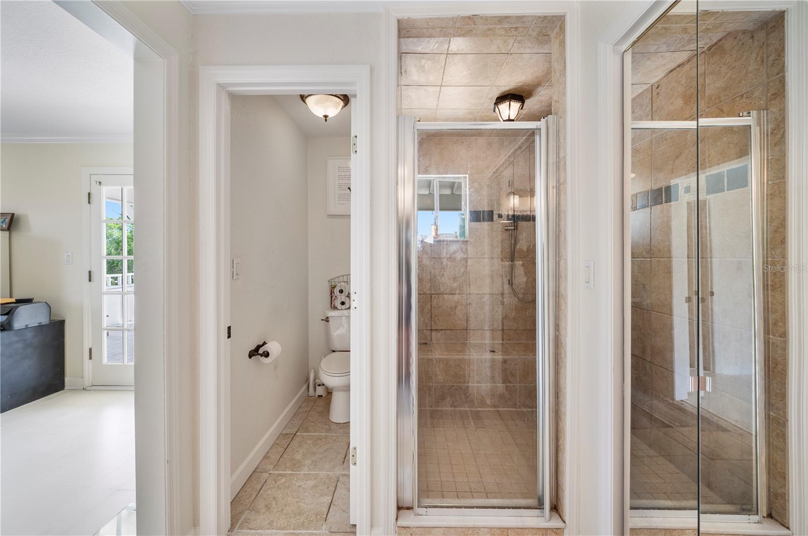 Listing photo id 38 for 905 Fairlington Drive