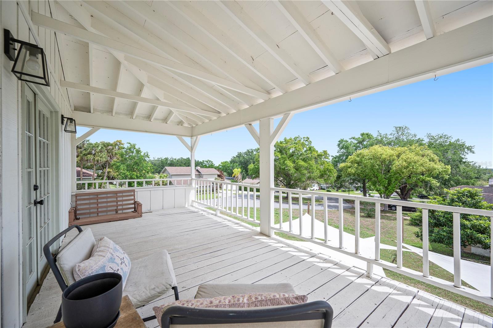 Listing photo id 40 for 905 Fairlington Drive