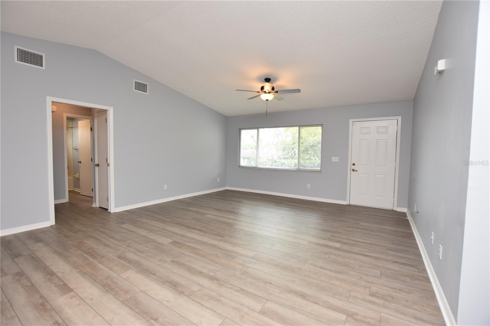 Image 10 of 36 For 6305 Christina Groves Circle