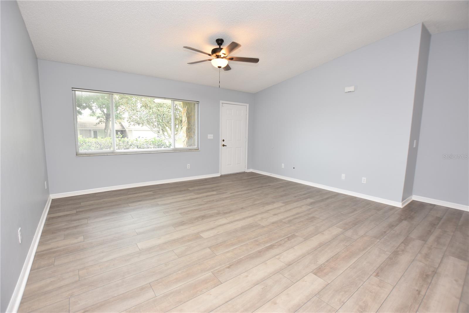 Image 11 of 36 For 6305 Christina Groves Circle