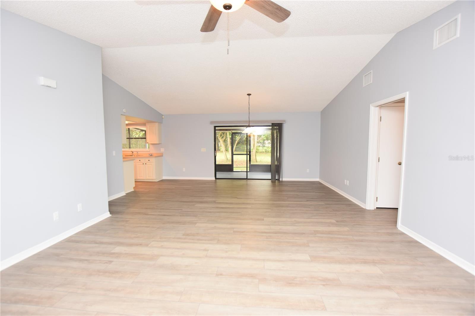 Image 12 of 36 For 6305 Christina Groves Circle