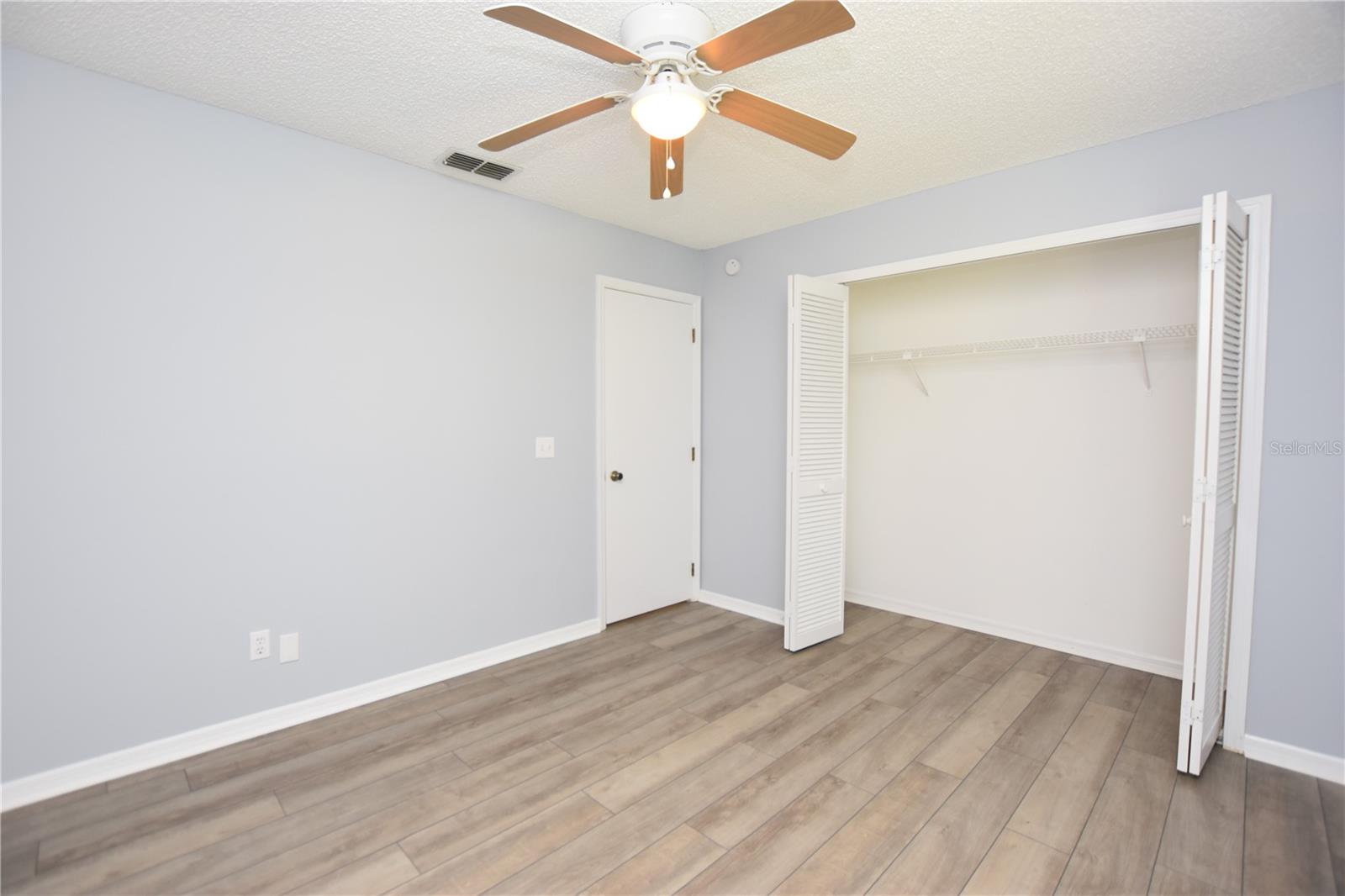 Image 21 of 36 For 6305 Christina Groves Circle