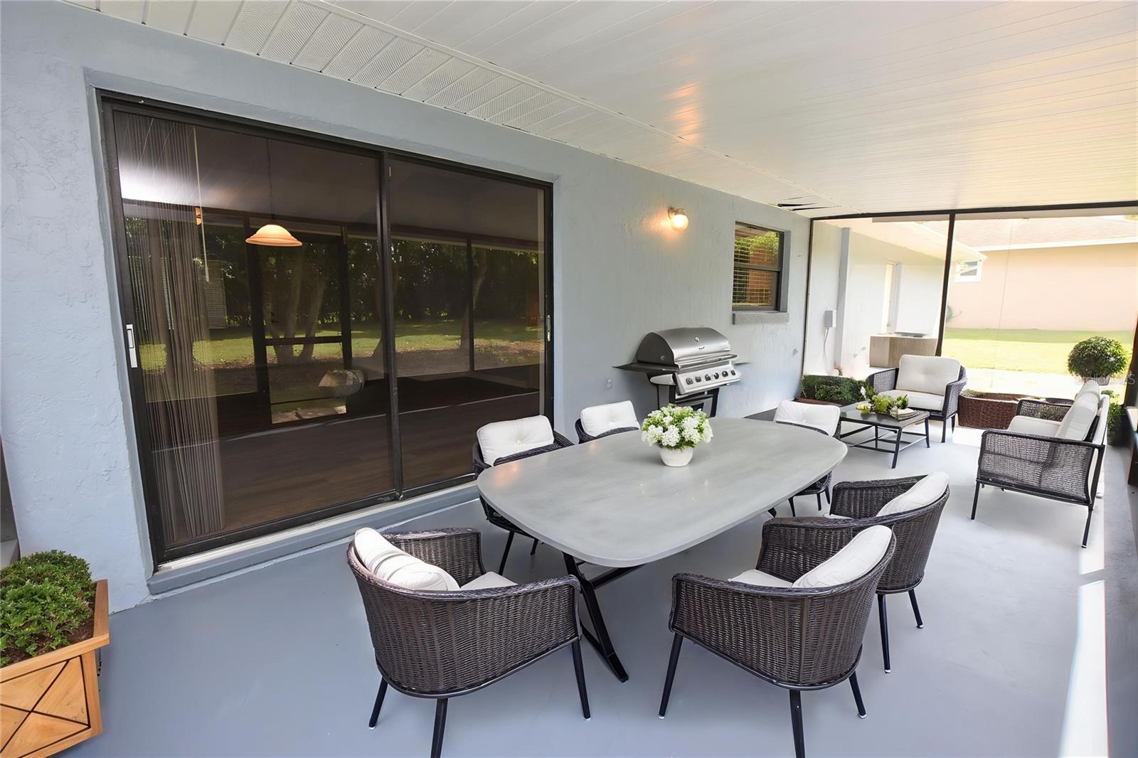 Image 27 of 36 For 6305 Christina Groves Circle