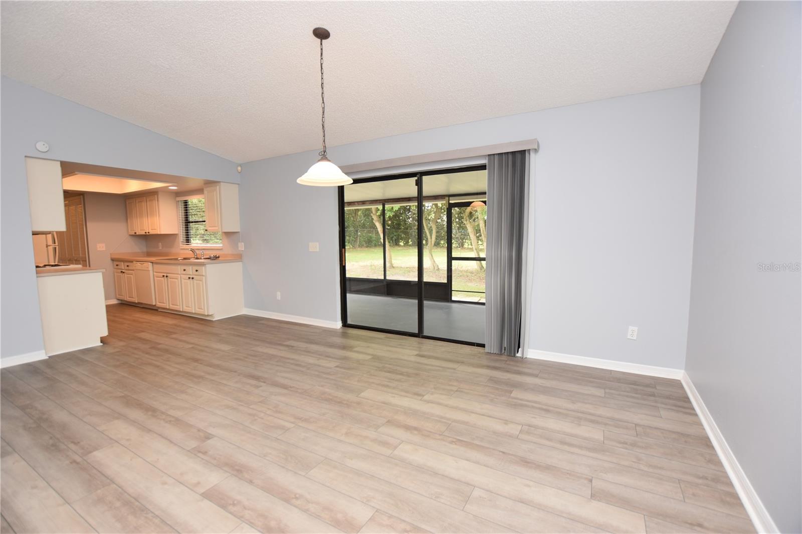 Image 8 of 36 For 6305 Christina Groves Circle