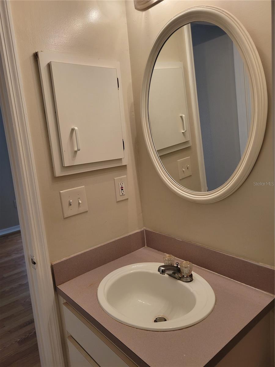 Image 11 of 19 For 5070 Fairfield Drive