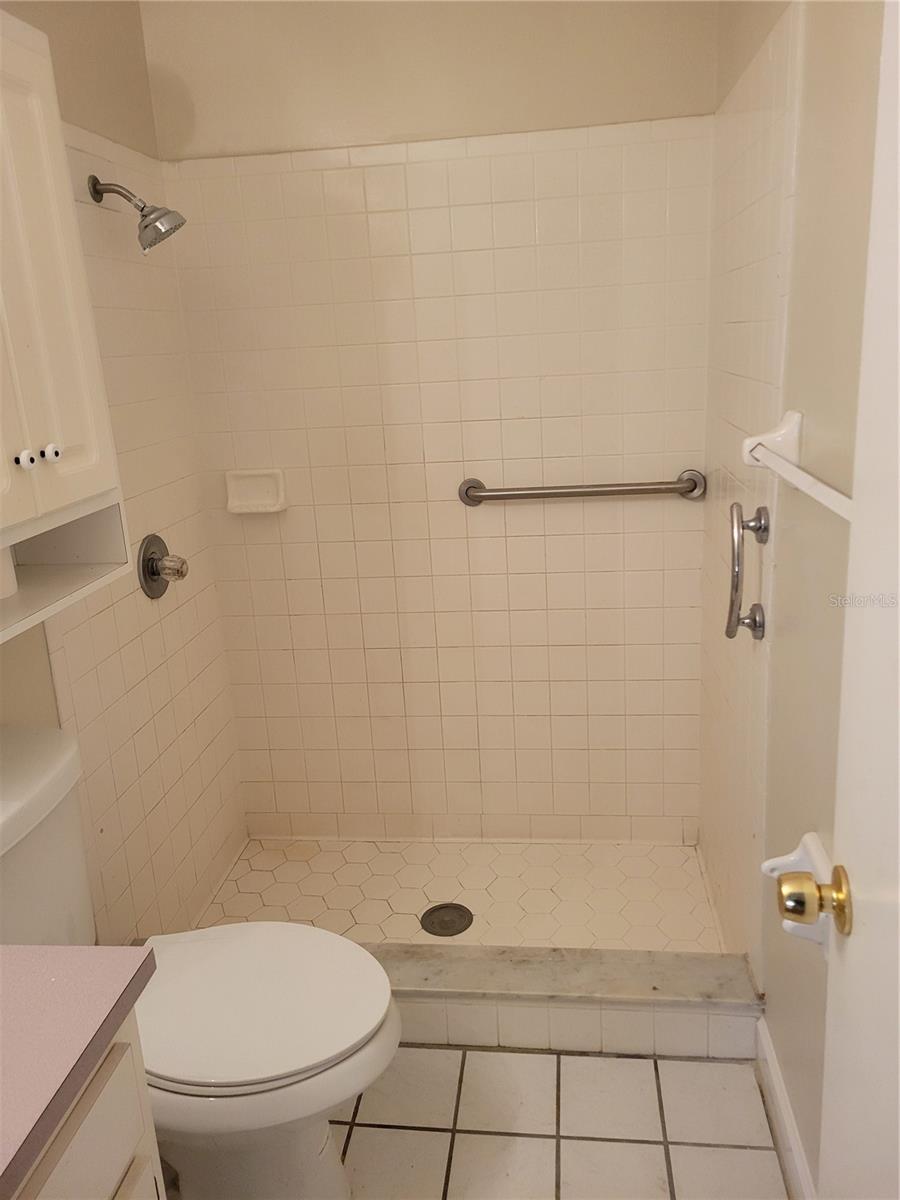 Image 12 of 19 For 5070 Fairfield Drive