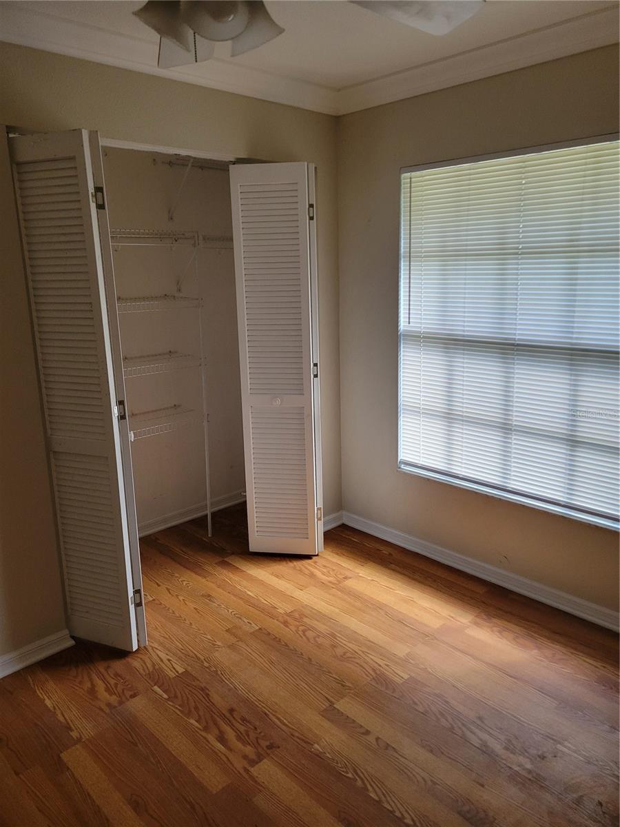 Image 13 of 19 For 5070 Fairfield Drive