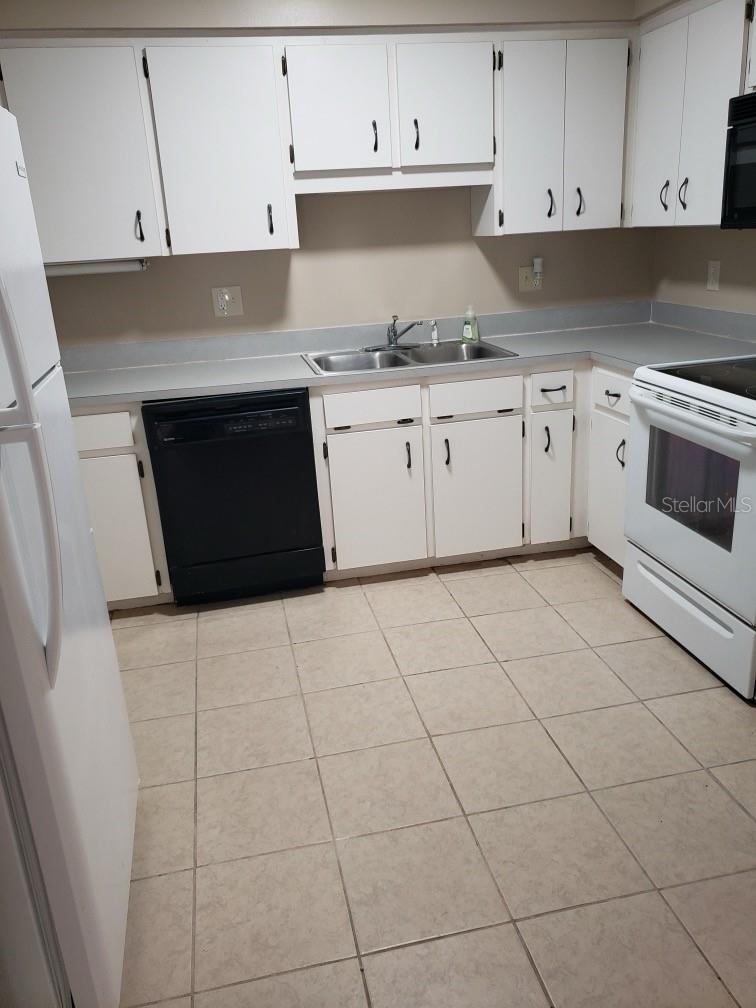 Image 4 of 19 For 5070 Fairfield Drive