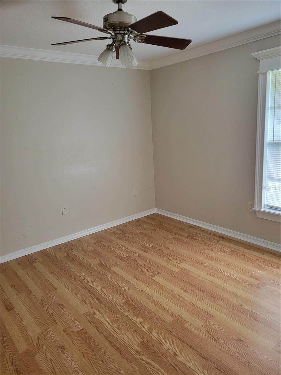 Image 8 of 19 For 5070 Fairfield Drive