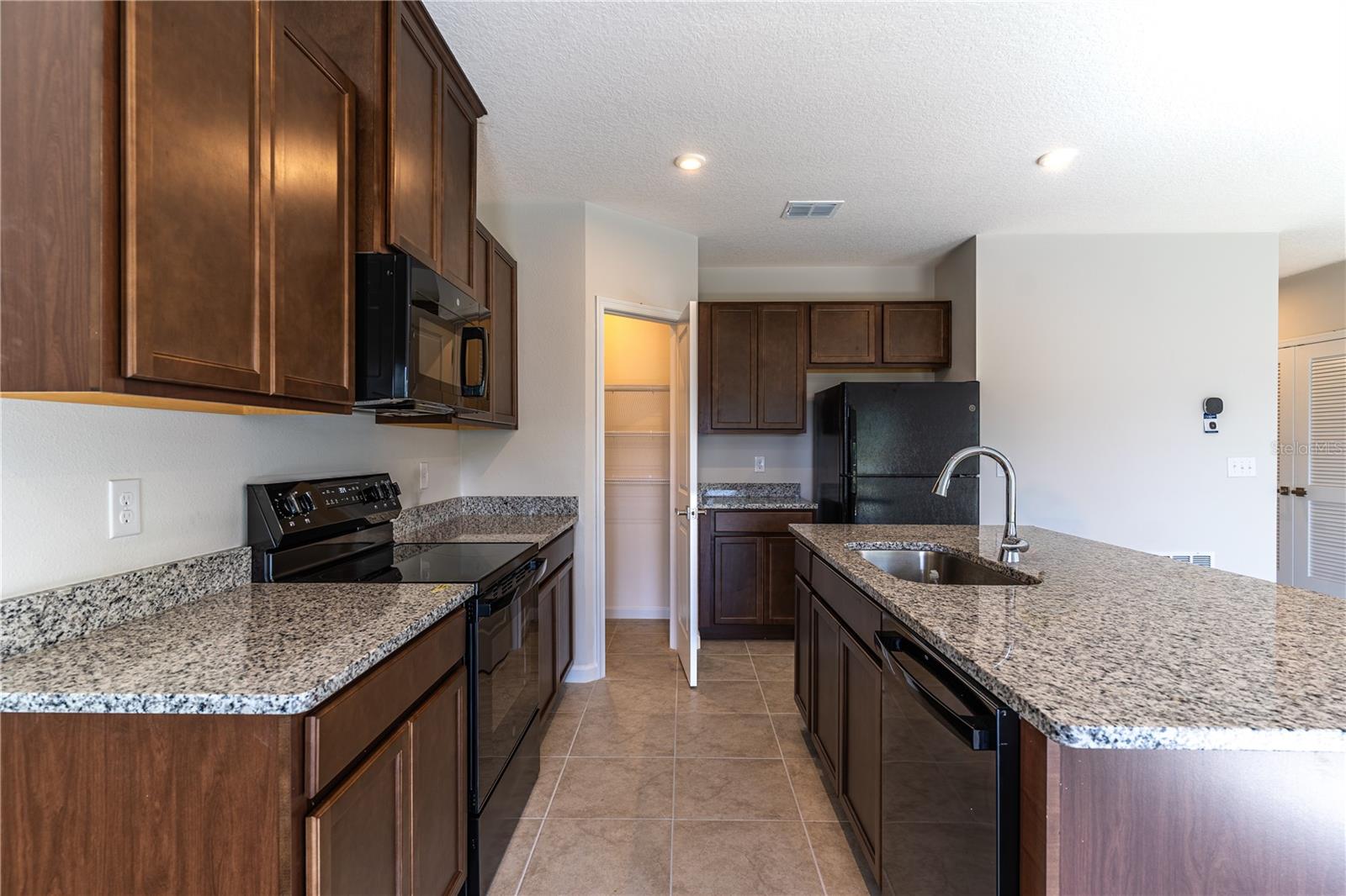 Image 10 of 26 For 780 Cantaberry Drive