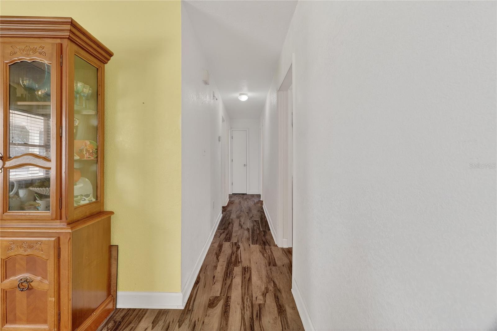 Image 19 of 36 For 2609 Timbercreek Loop W