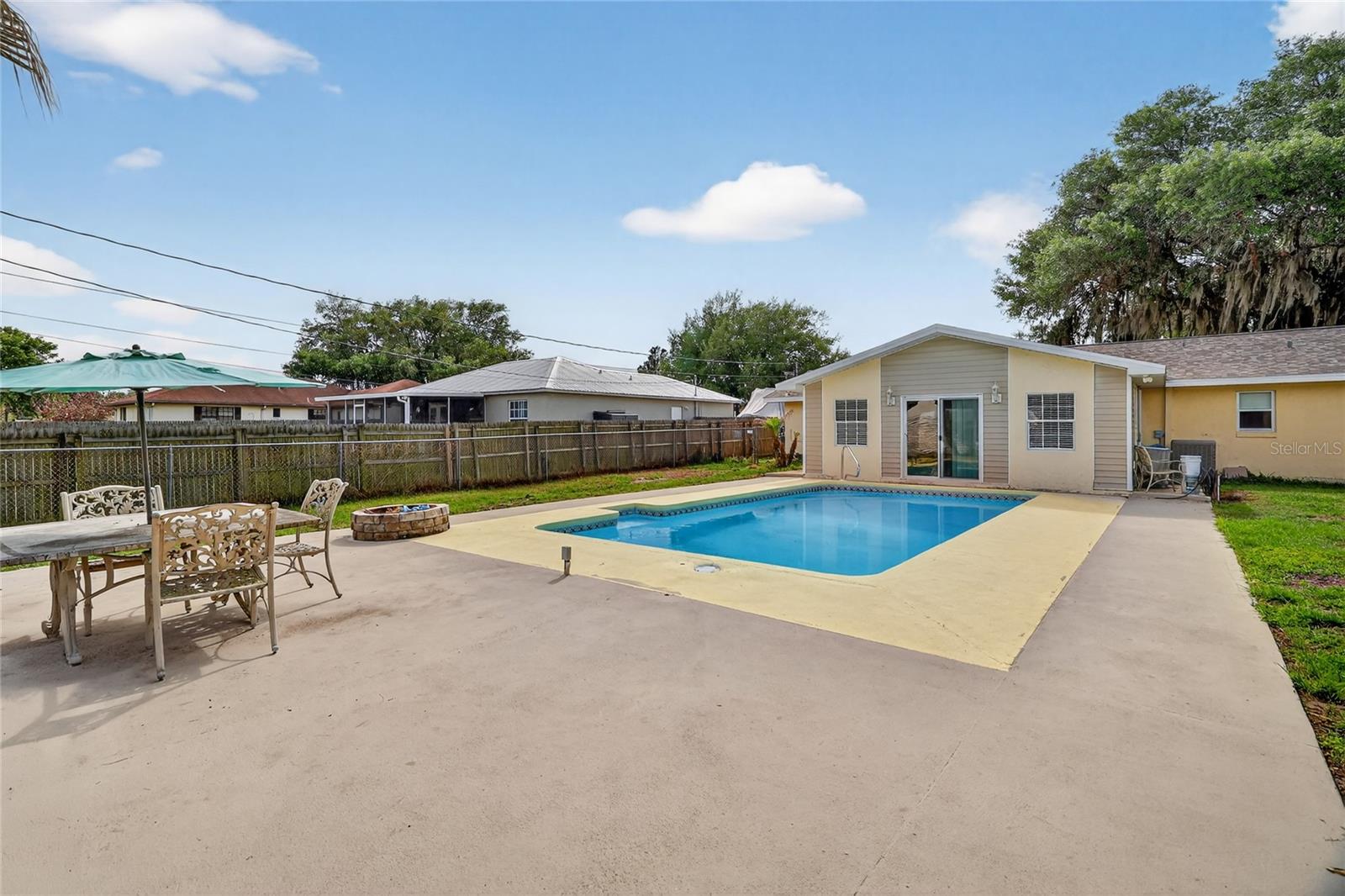 Image 2 of 36 For 2609 Timbercreek Loop W