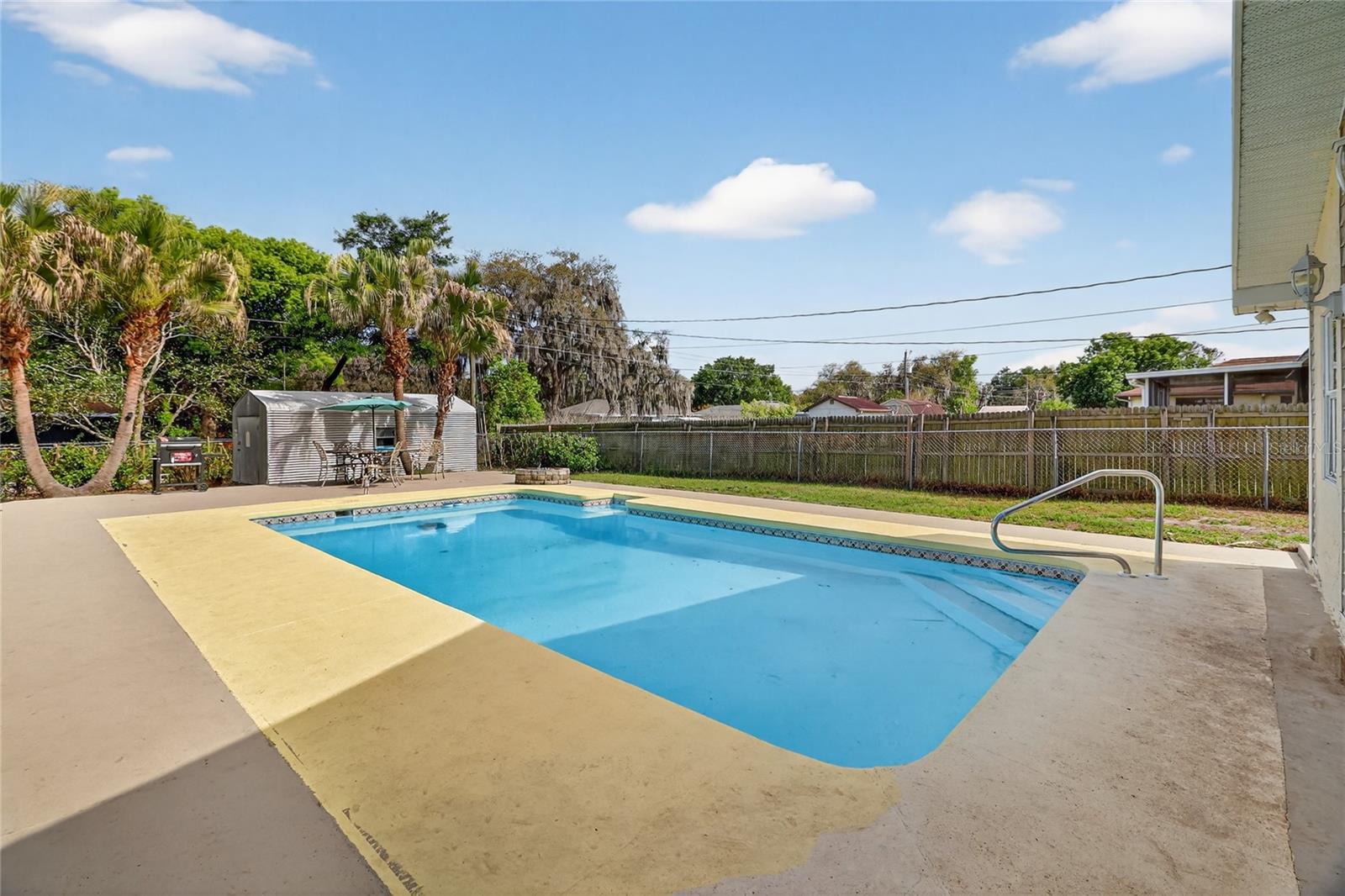 Image 30 of 36 For 2609 Timbercreek Loop W