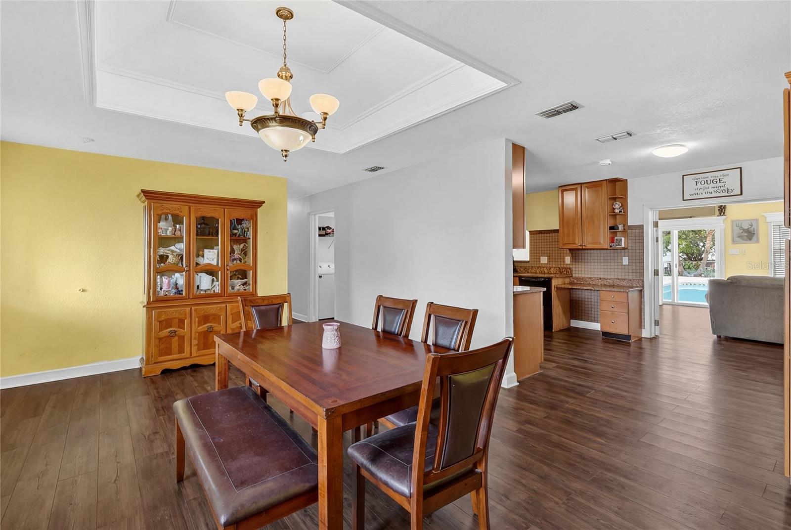 Image 5 of 36 For 2609 Timbercreek Loop W