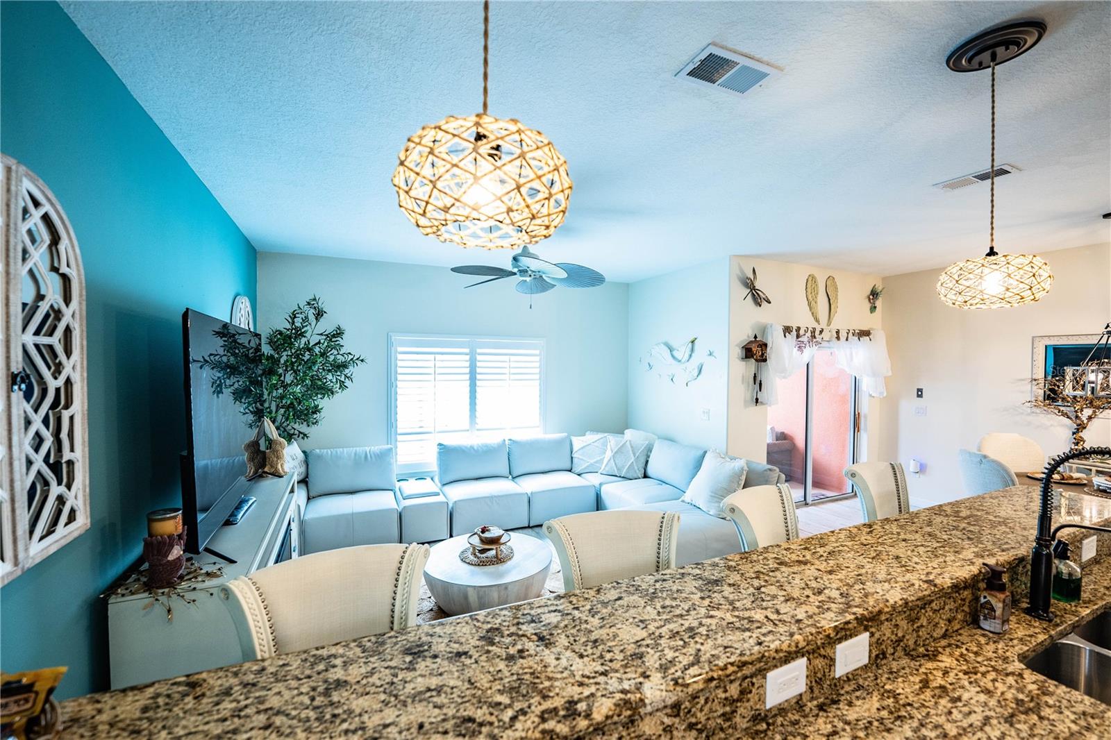 Image 24 of 59 For 8972 California Palm Road