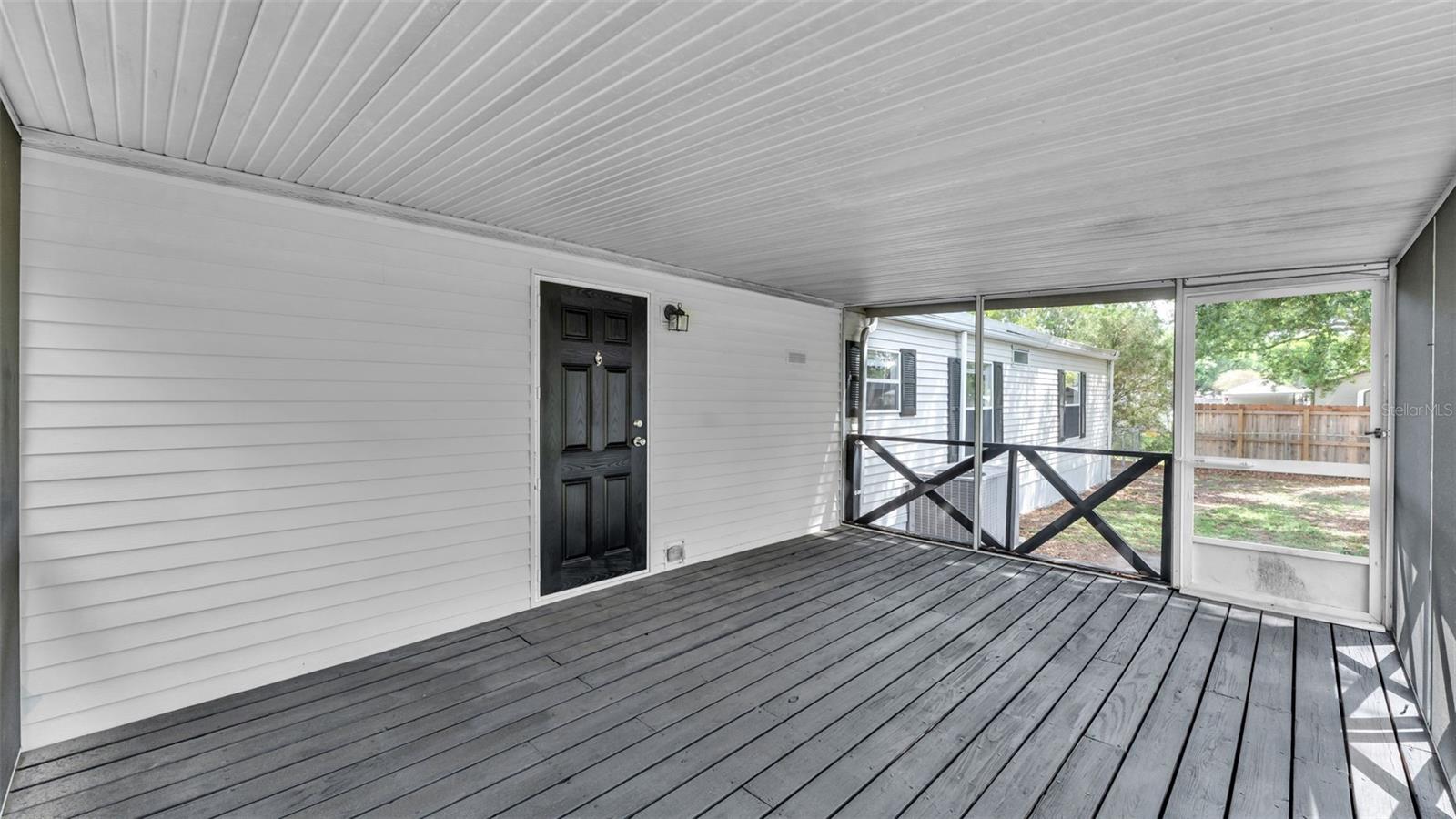 Image 16 of 18 For 4910 Rollinglen Loop E