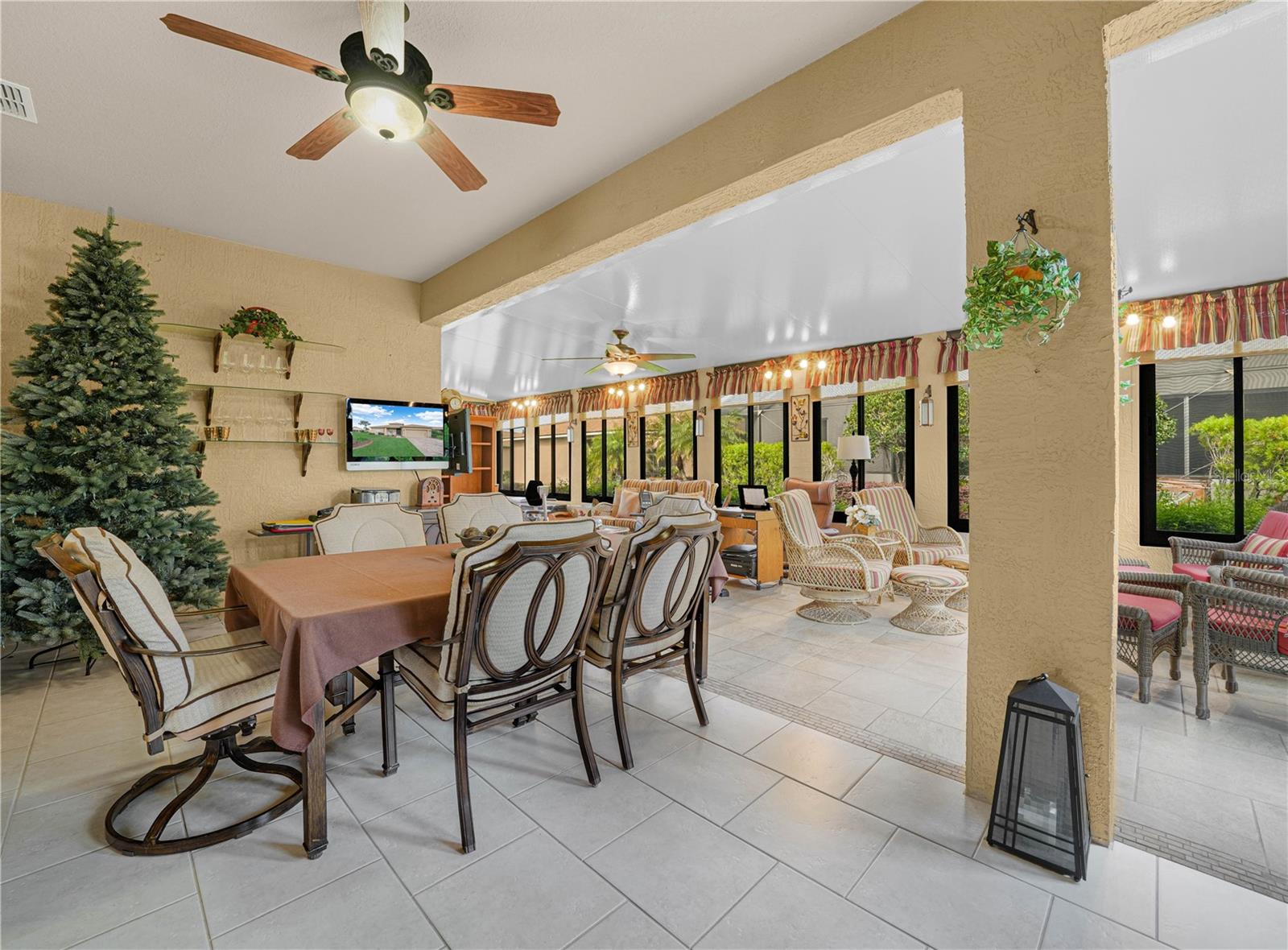Image 11 of 66 For 5352 Nicklaus Drive