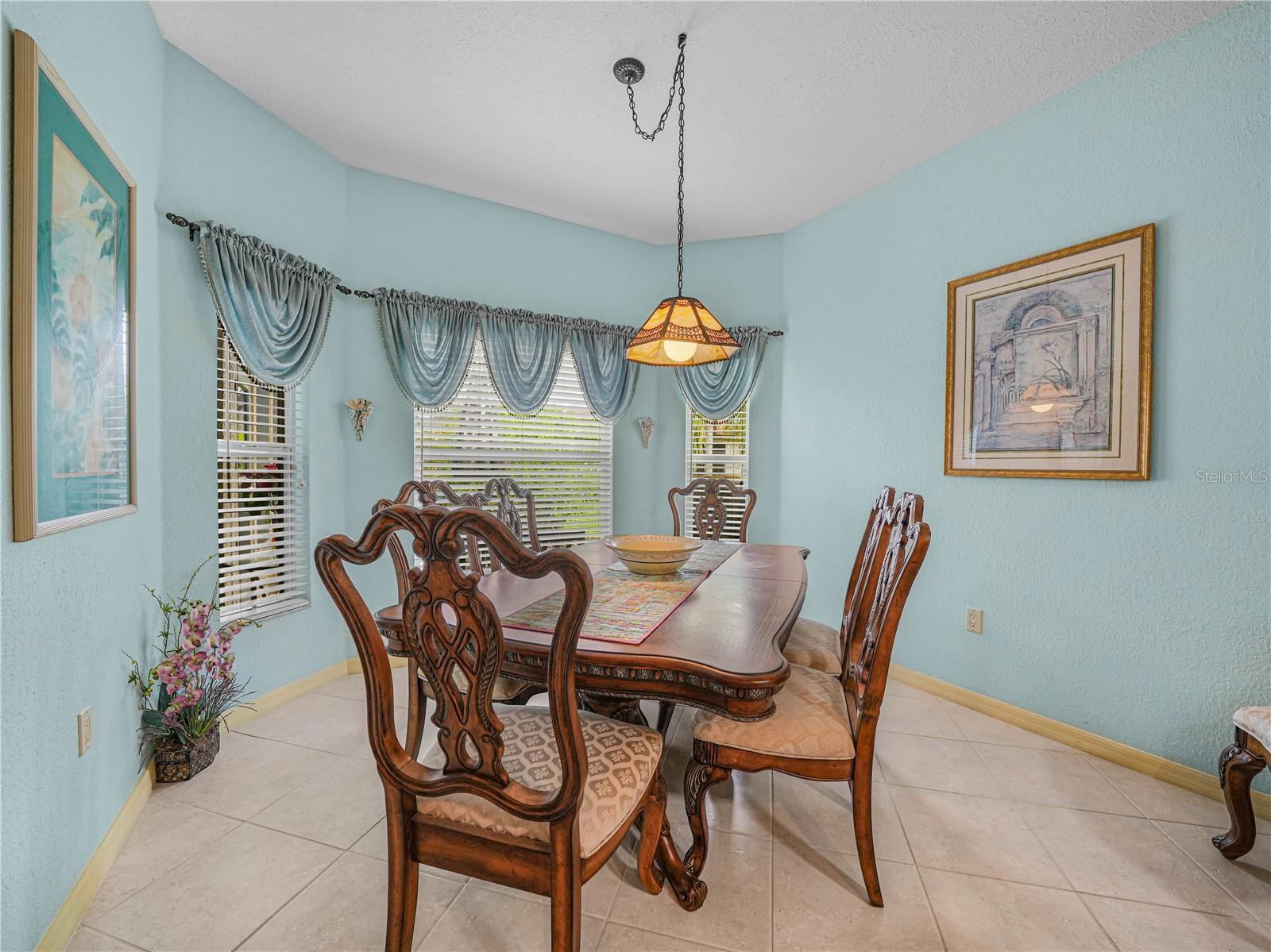 Image 18 of 66 For 5352 Nicklaus Drive