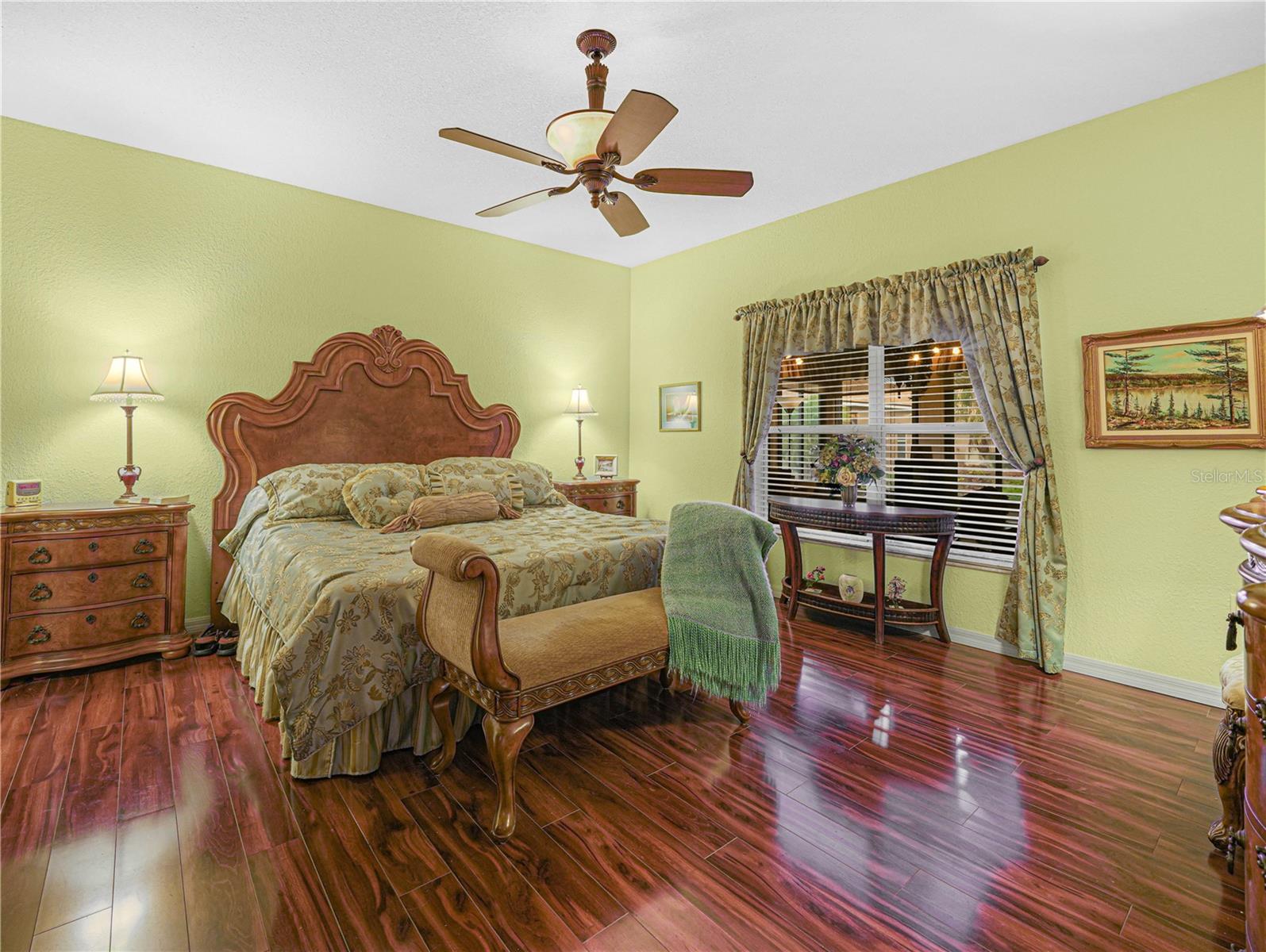 Image 22 of 66 For 5352 Nicklaus Drive