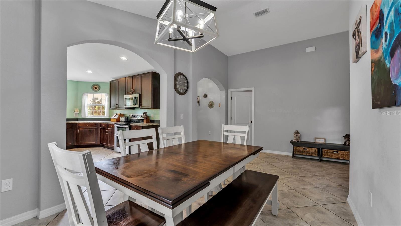 Image 16 of 46 For 1456 Wallace Manor Loop