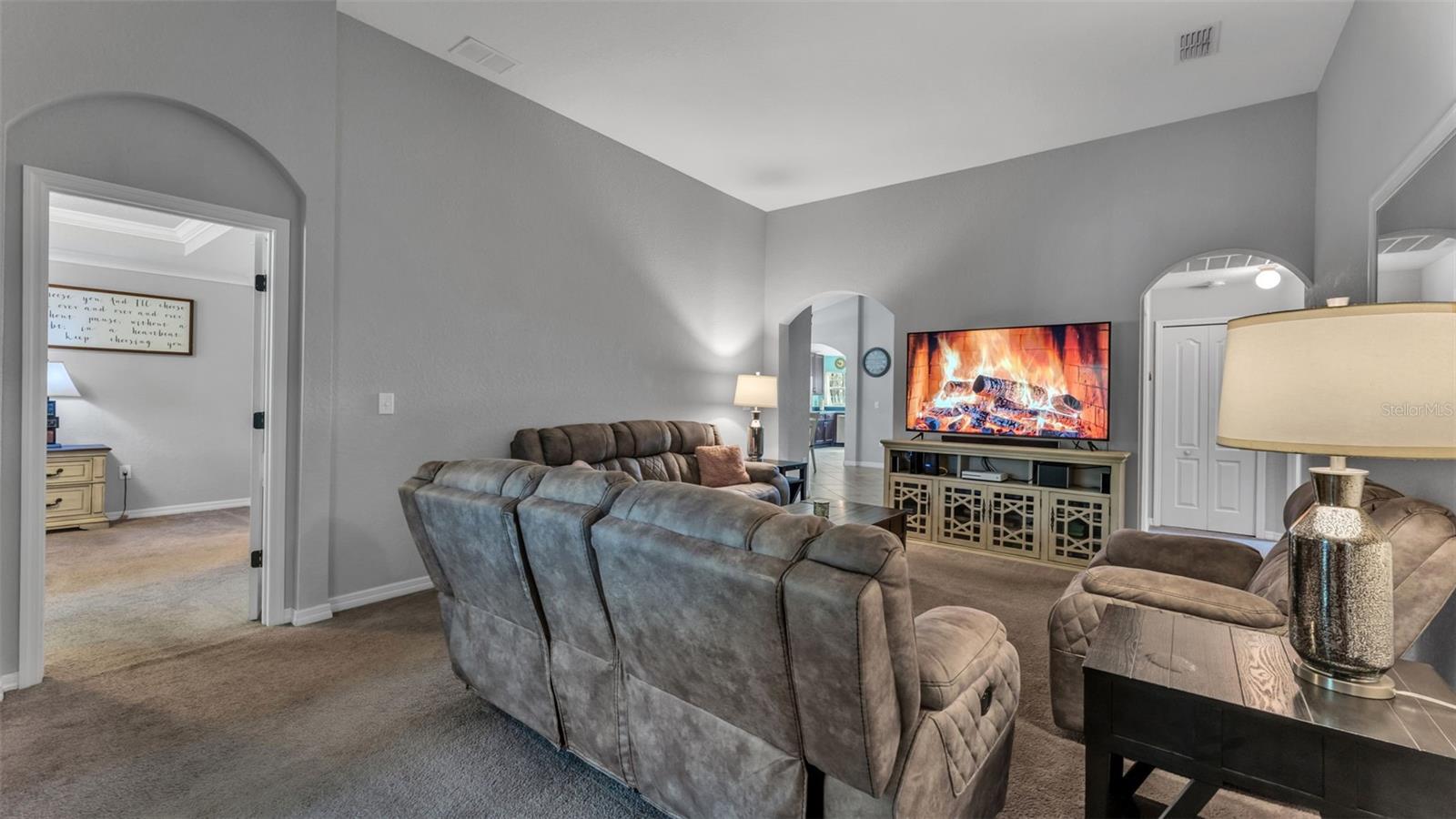 Image 18 of 46 For 1456 Wallace Manor Loop