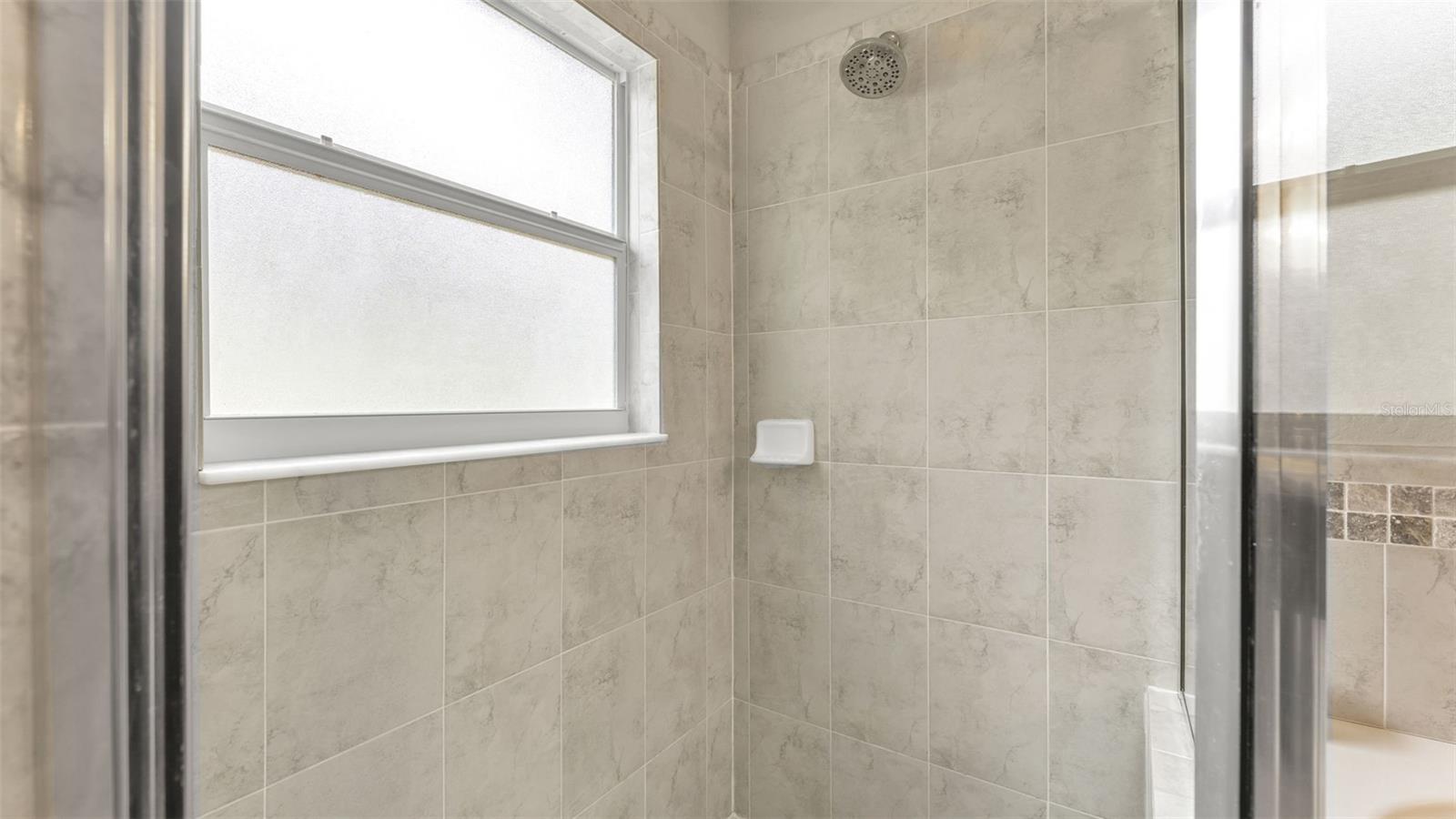 Image 31 of 46 For 1456 Wallace Manor Loop