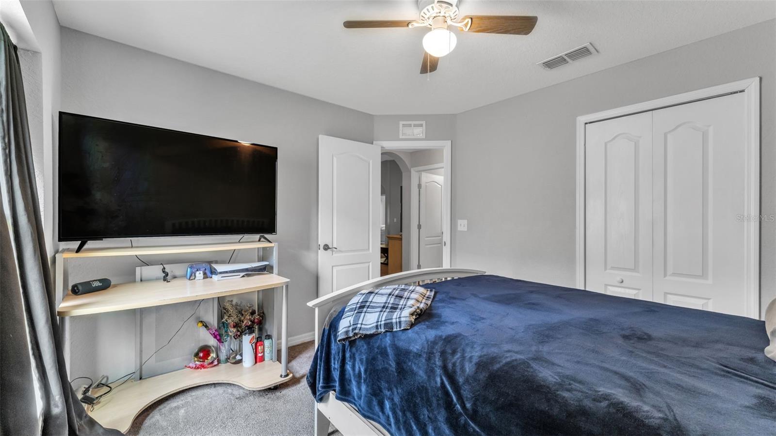 Image 33 of 46 For 1456 Wallace Manor Loop