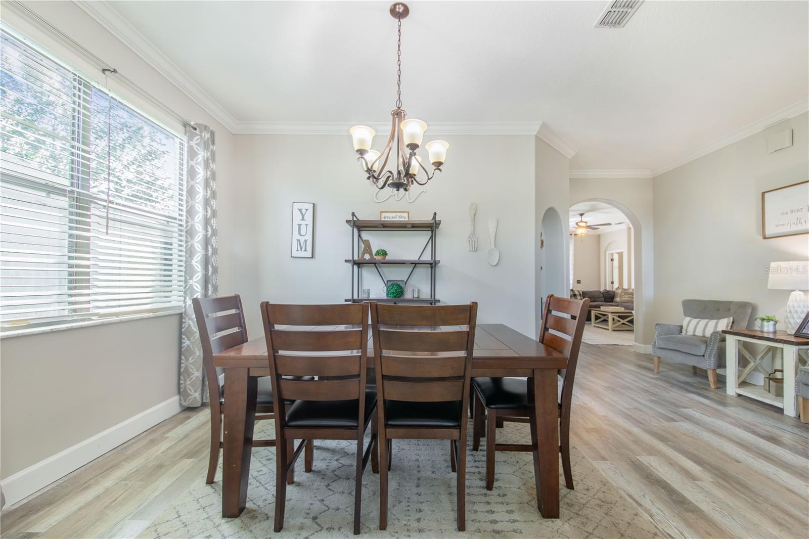 Image 11 of 33 For 6306 Silver Leaf Lane