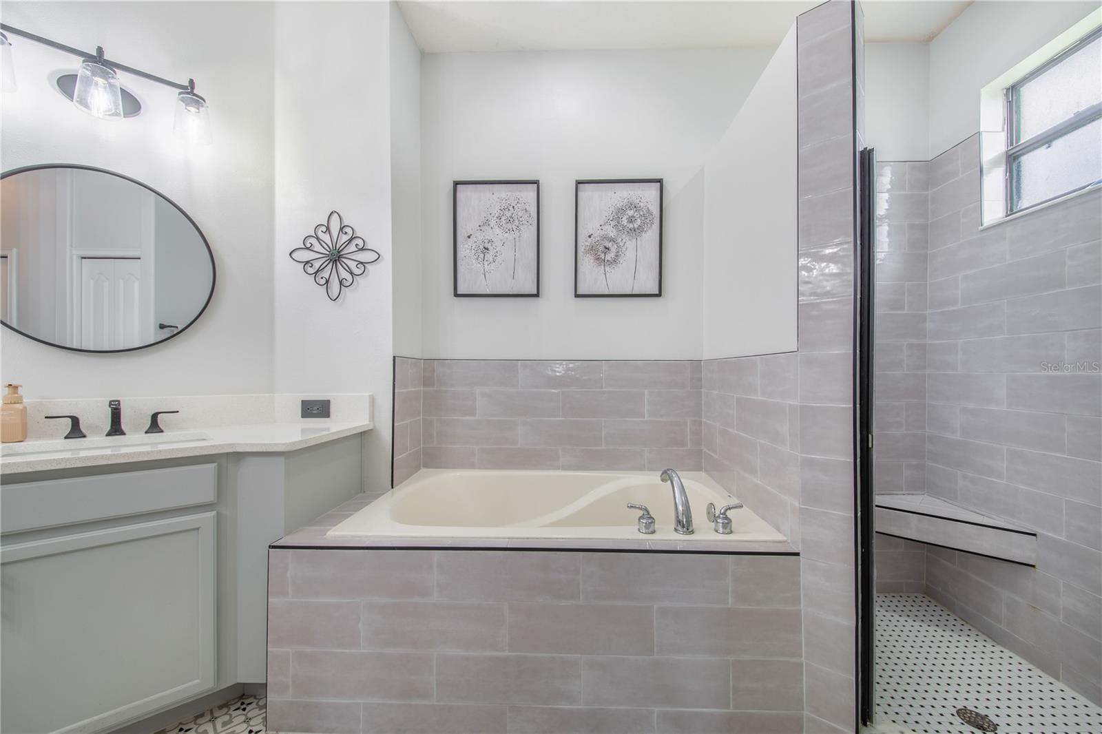 Image 19 of 33 For 6306 Silver Leaf Lane