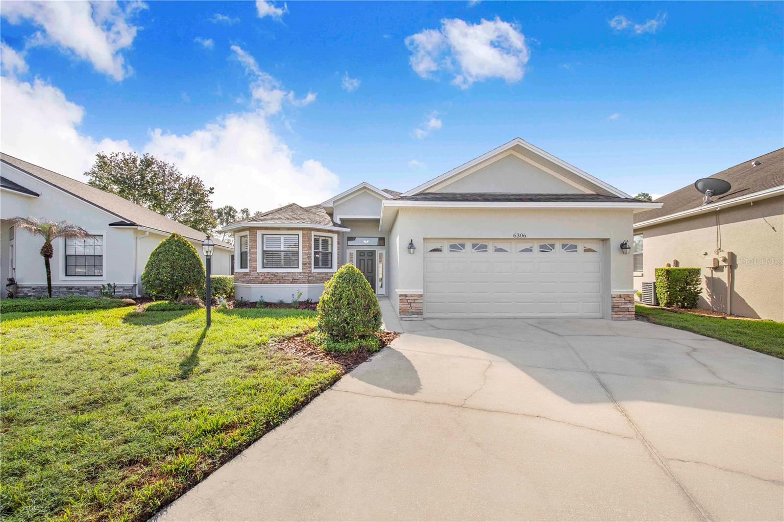 Image 2 of 33 For 6306 Silver Leaf Lane