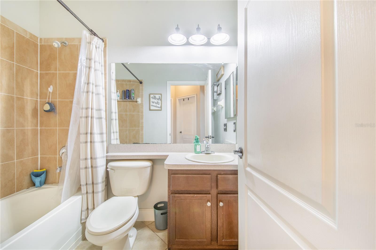 Image 25 of 33 For 6306 Silver Leaf Lane