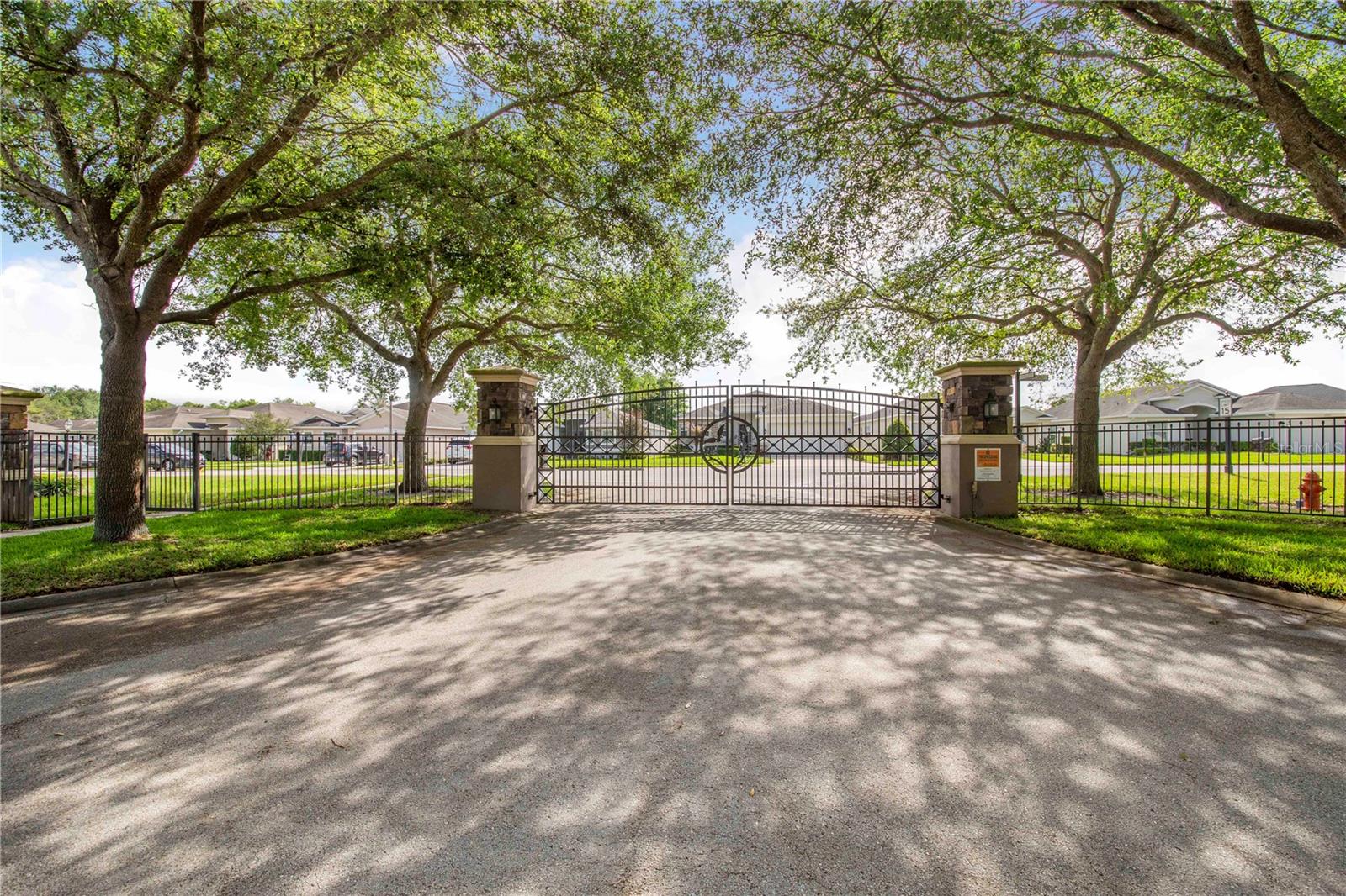 Image 32 of 33 For 6306 Silver Leaf Lane