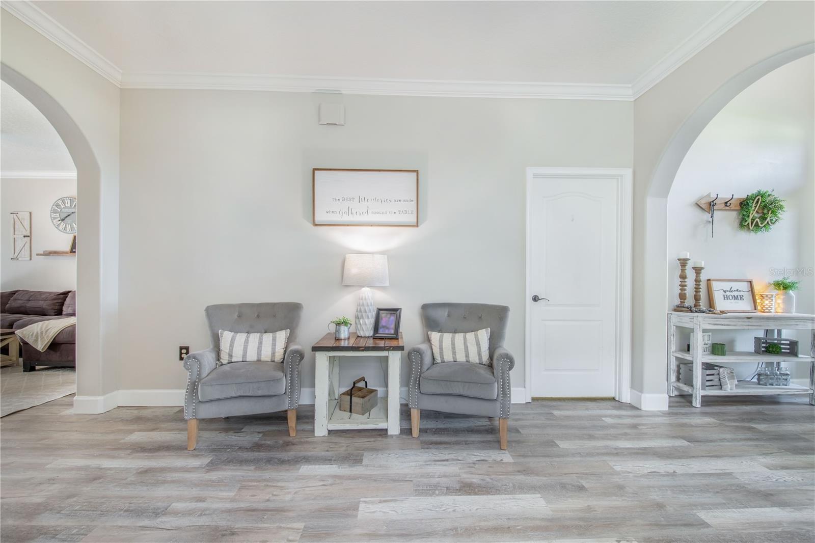 Image 5 of 33 For 6306 Silver Leaf Lane