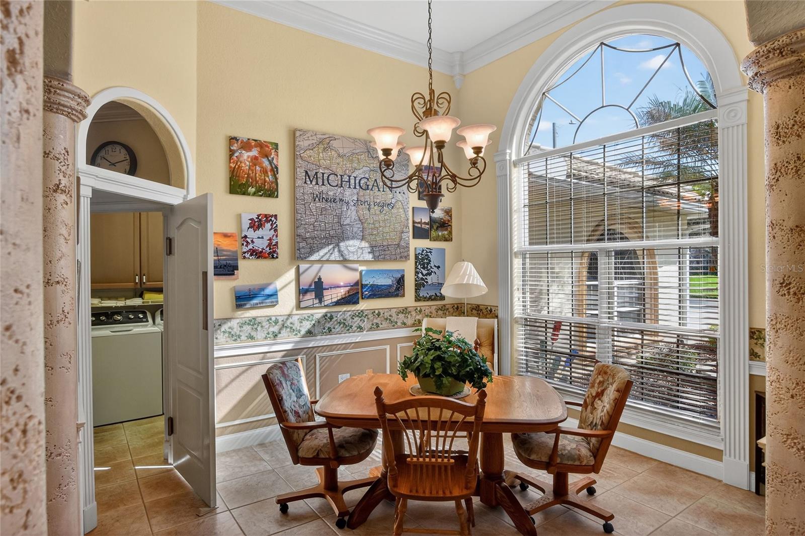 Image 11 of 61 For 212 Golf Aire Boulevard