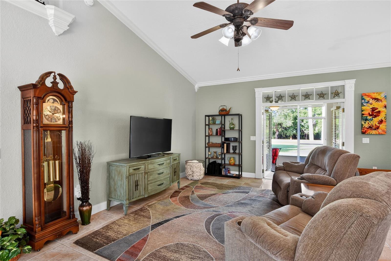 Image 17 of 61 For 212 Golf Aire Boulevard