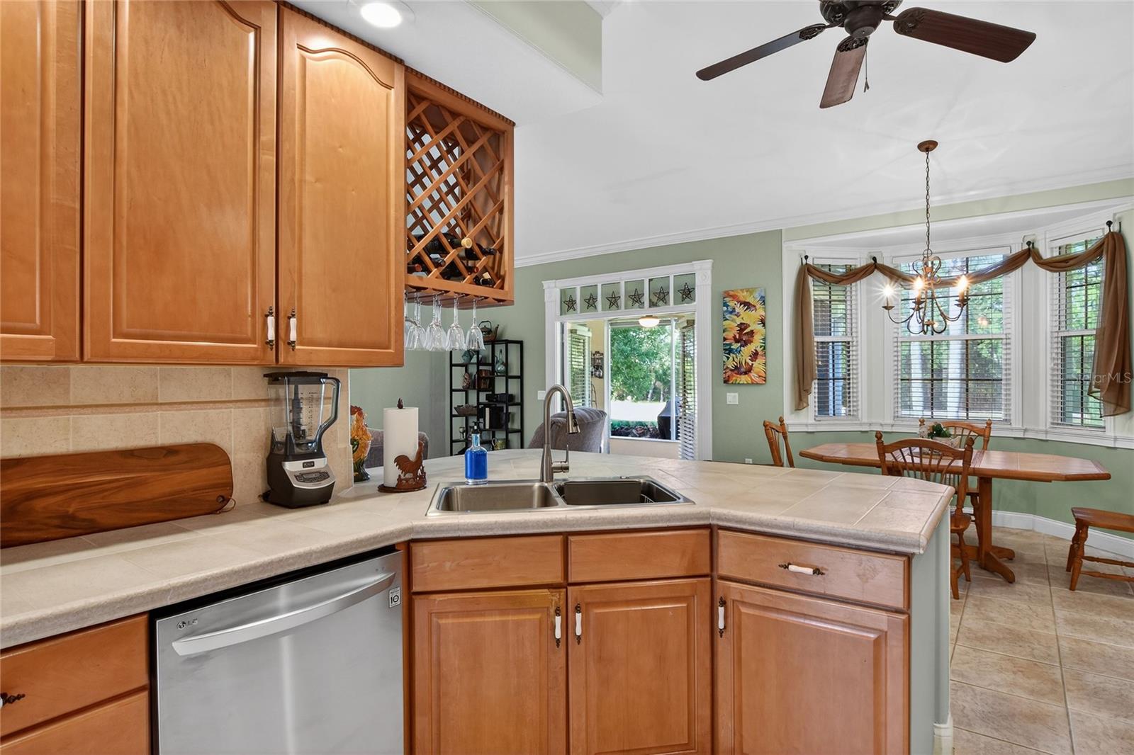 Image 21 of 61 For 212 Golf Aire Boulevard