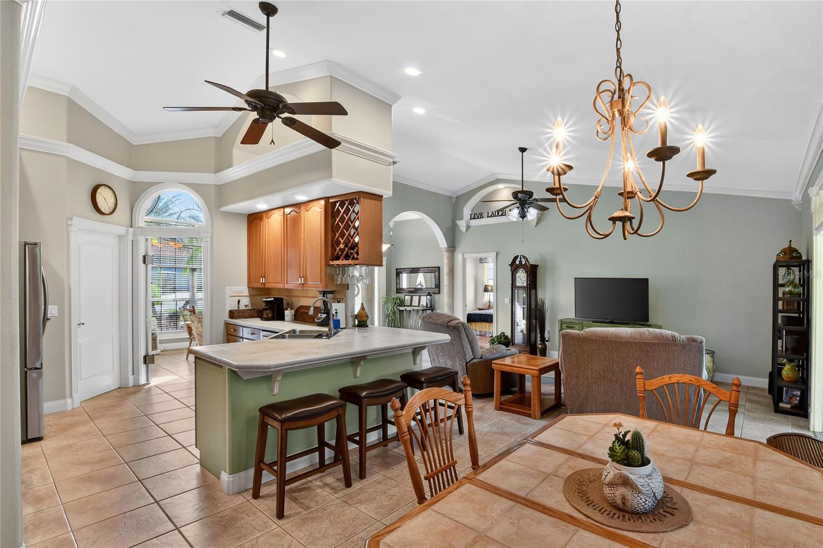 Image 22 of 61 For 212 Golf Aire Boulevard