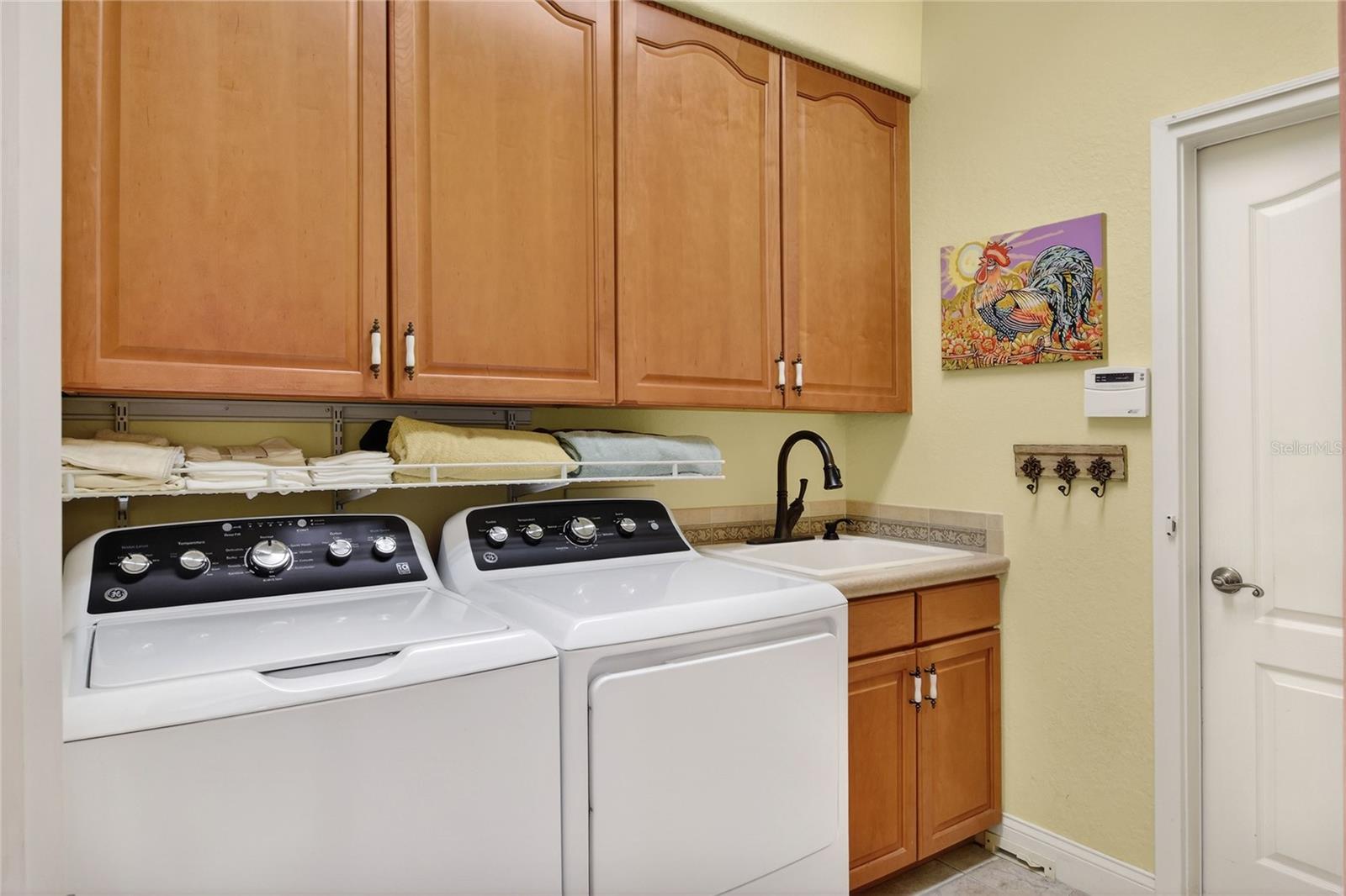 Image 25 of 61 For 212 Golf Aire Boulevard