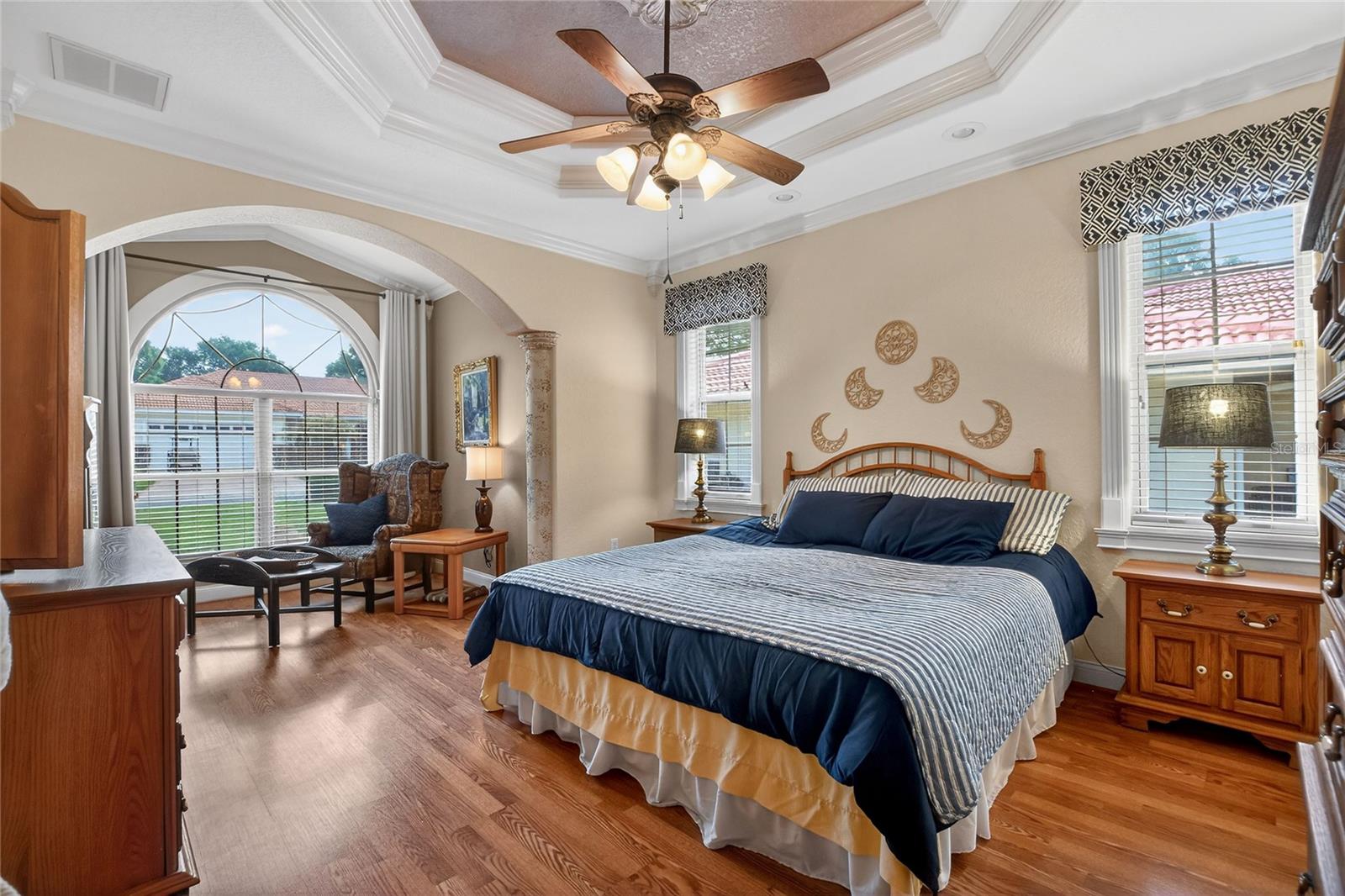 Image 26 of 61 For 212 Golf Aire Boulevard