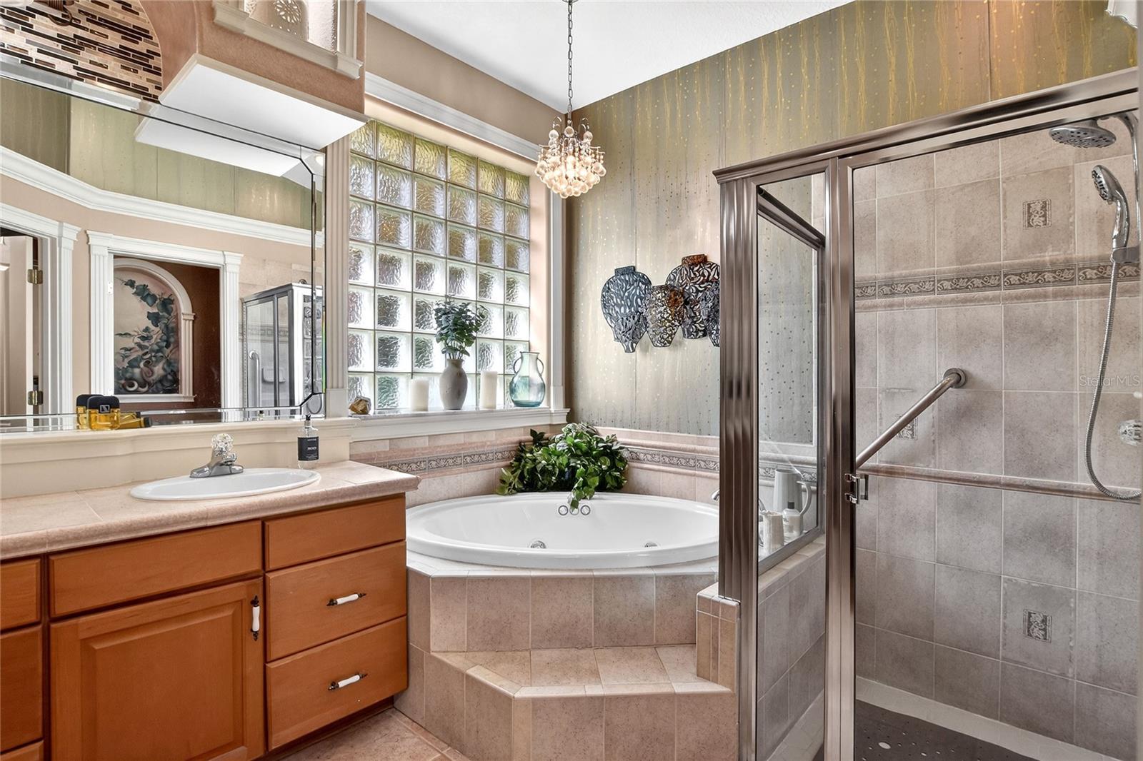 Image 31 of 61 For 212 Golf Aire Boulevard