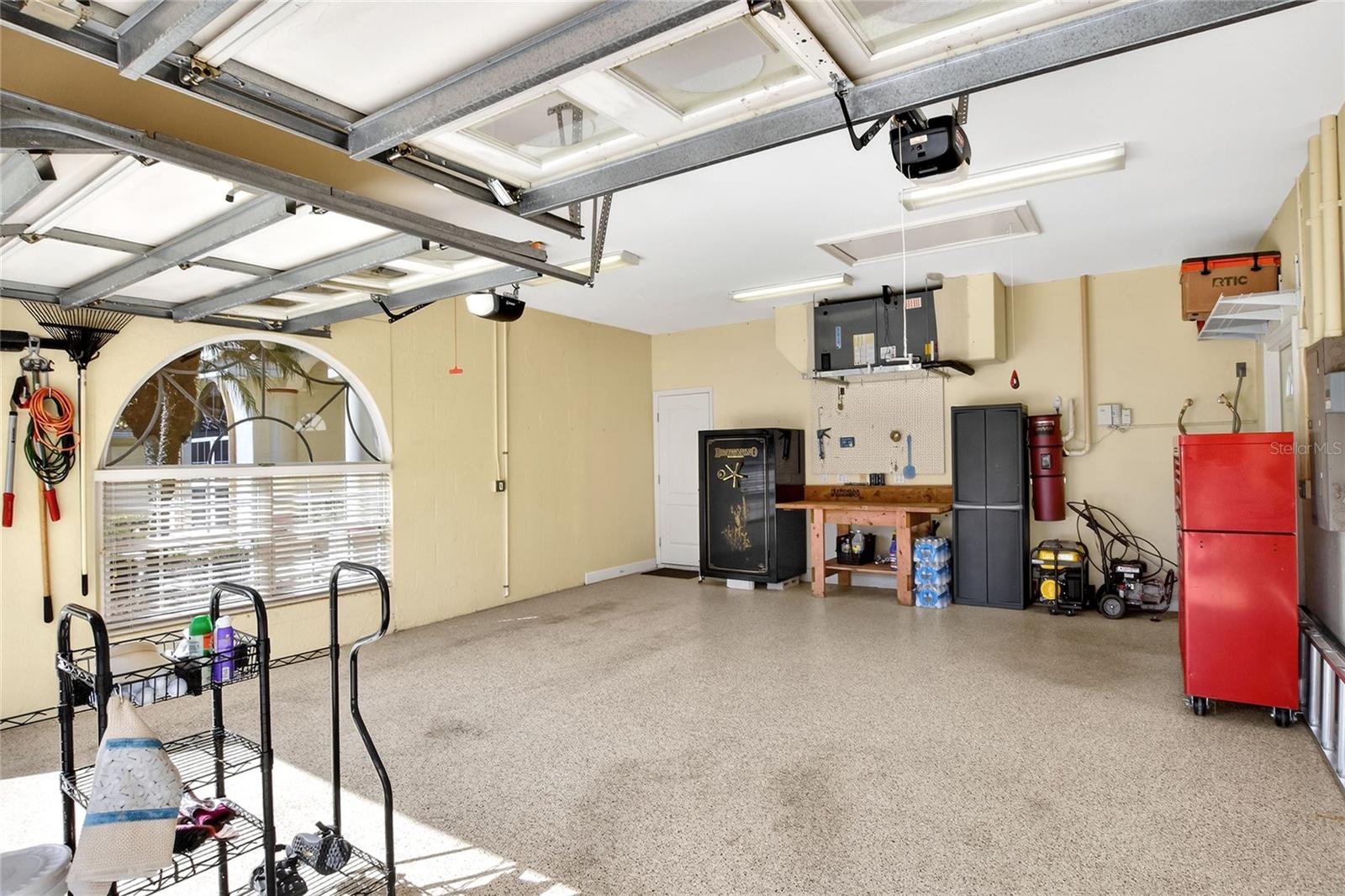 Image 44 of 61 For 212 Golf Aire Boulevard