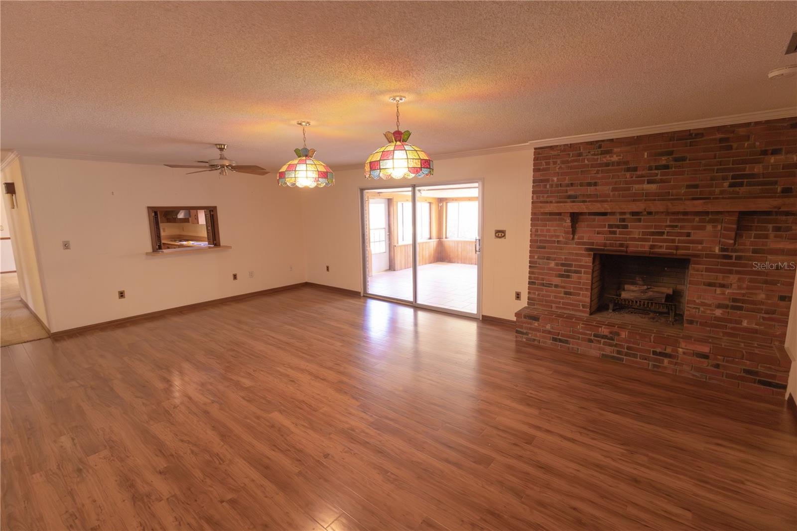 Image 20 of 43 For 3618 Royal Court N