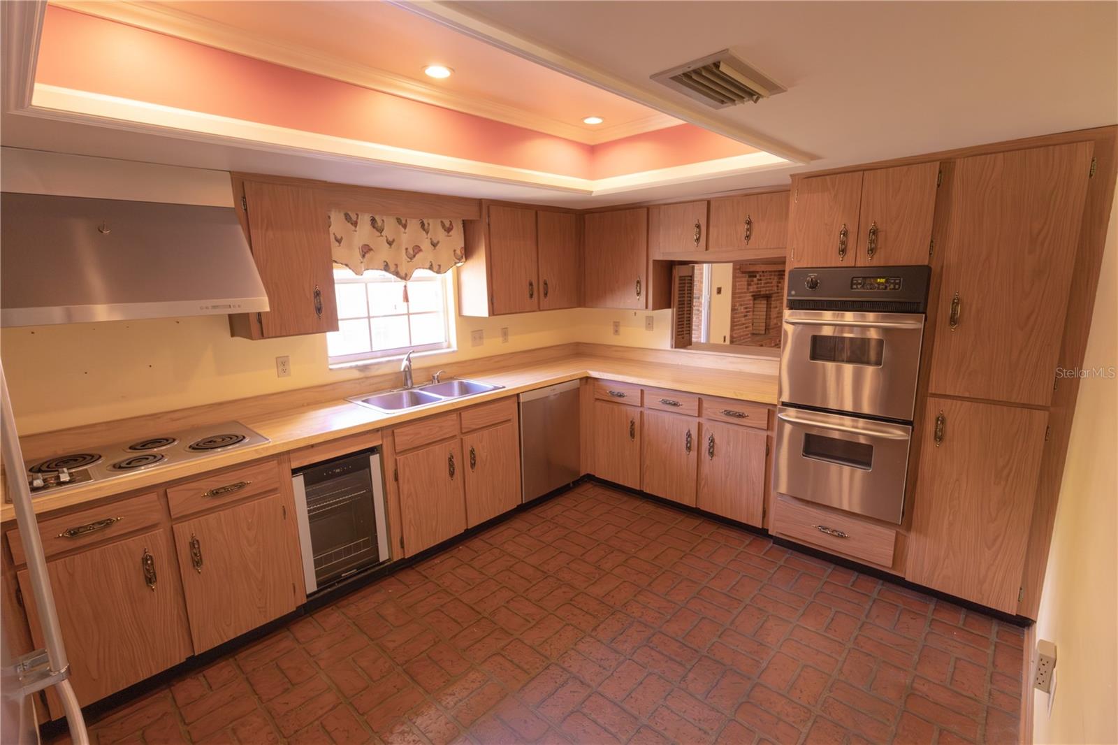 Image 27 of 43 For 3618 Royal Court N