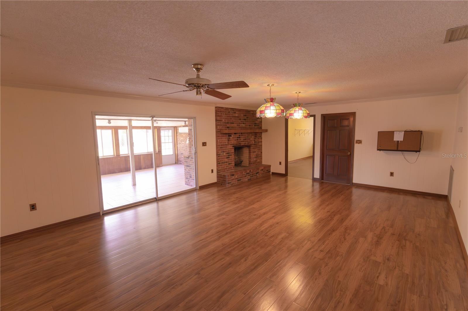 Image 29 of 43 For 3618 Royal Court N