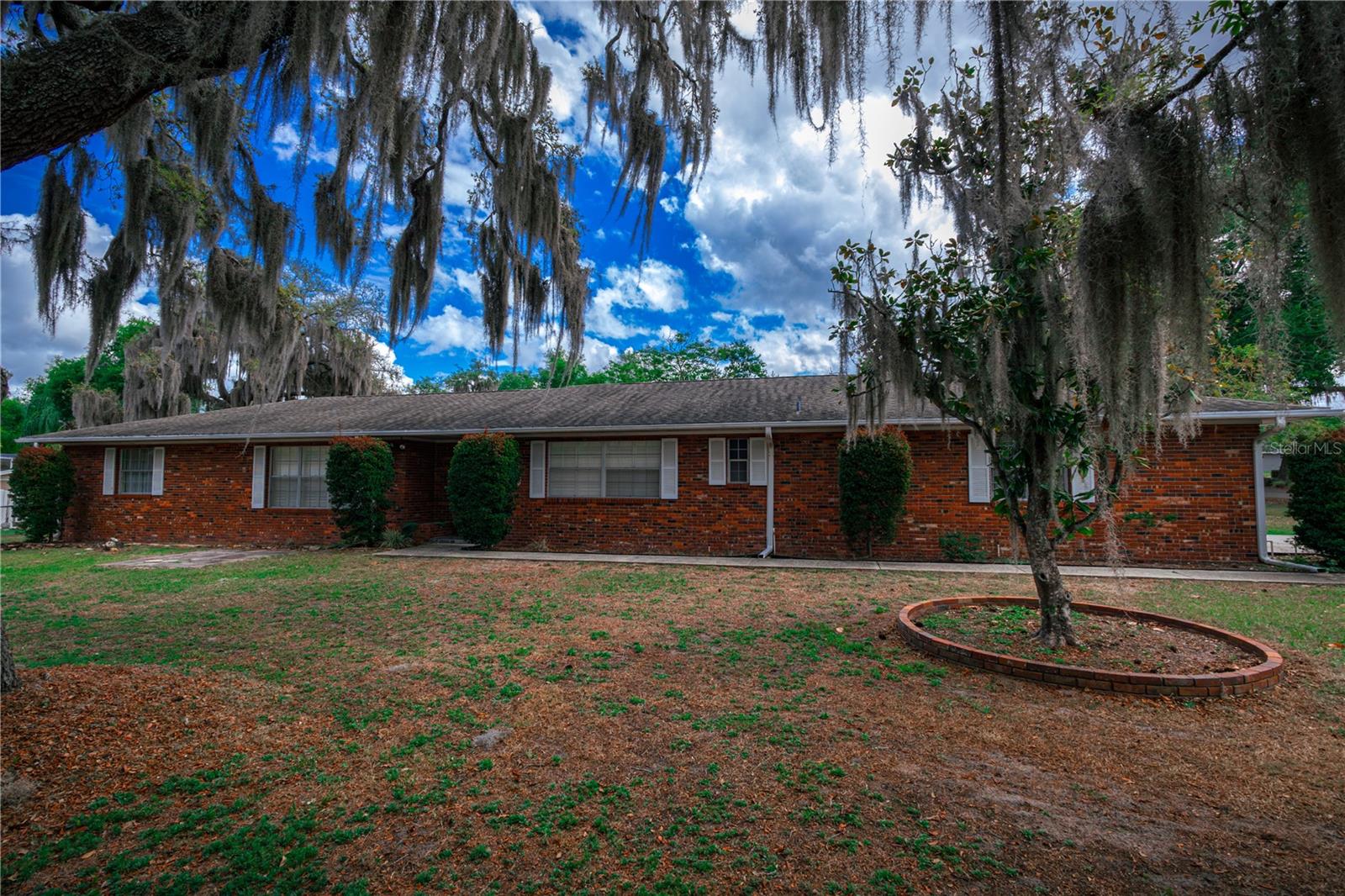 Image 9 of 43 For 3618 Royal Court N