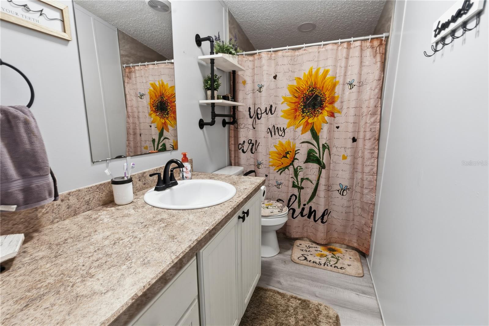 Image 36 of 50 For 5051 Deen Still Road