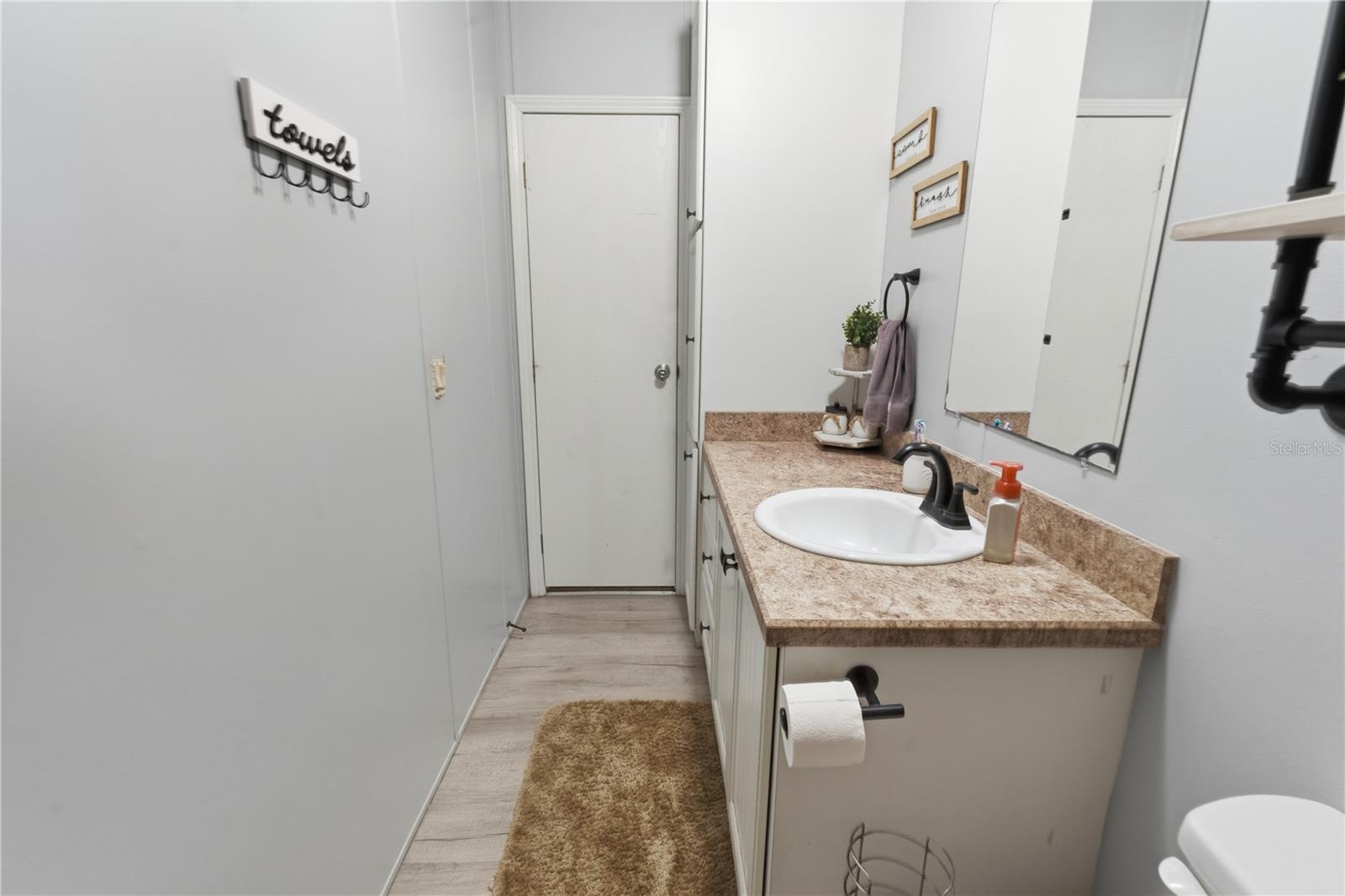 Image 37 of 50 For 5051 Deen Still Road