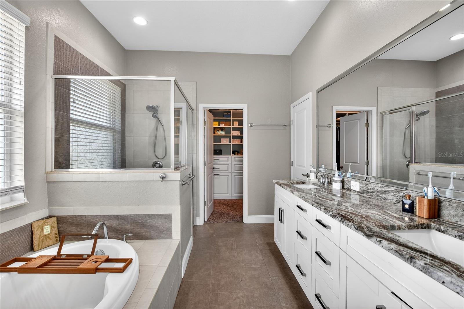 Image 25 of 51 For 3171 Pearly Drive